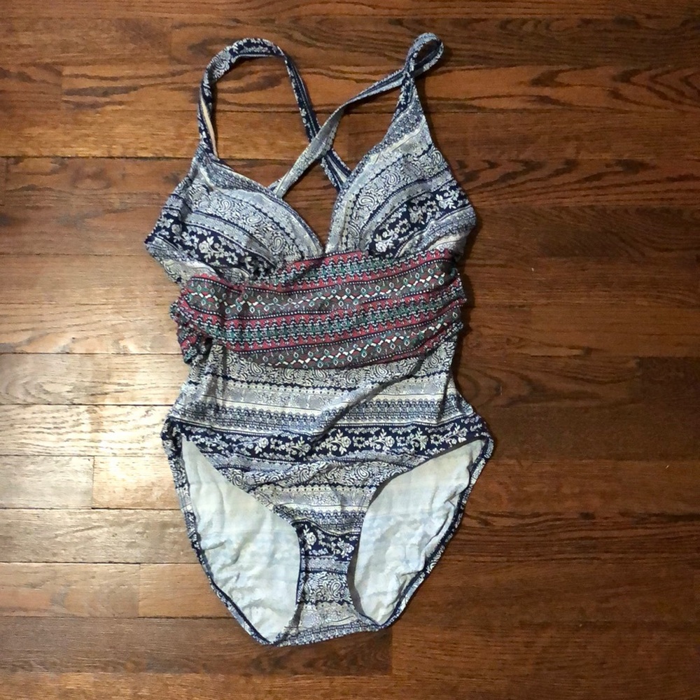 One piece swimsuit
